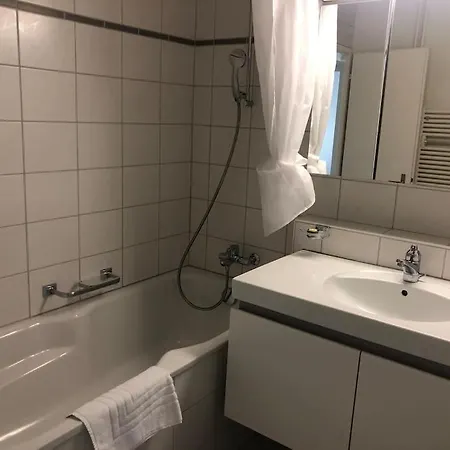 Cozy And Sunny 2br Flat In The Centre - Sky10 *