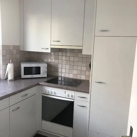 Cozy And Sunny 2br Flat In The Centre - Sky10