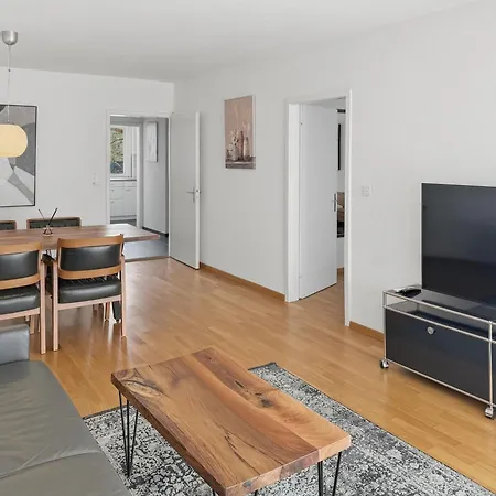Cozy And Sunny 2br Flat In The Centre - Sky10 Appartement *