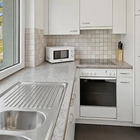 Cozy And Sunny 2br Flat In The Centre - Sky10 Appartement Zurich