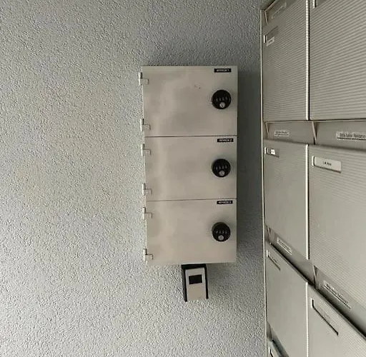 شقة Cozy And Sunny 2br Flat In The Centre - Sky10 *