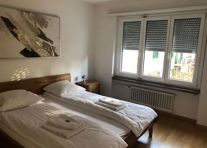 Cozy And Sunny 2br Flat In The Centre - Sky10 아파트 취리히